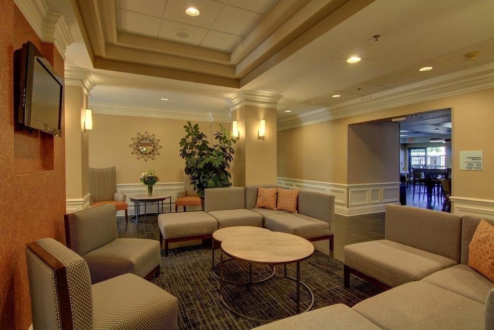 Holiday Inn Express & Suites Alpharetta By Ihg Esterno foto