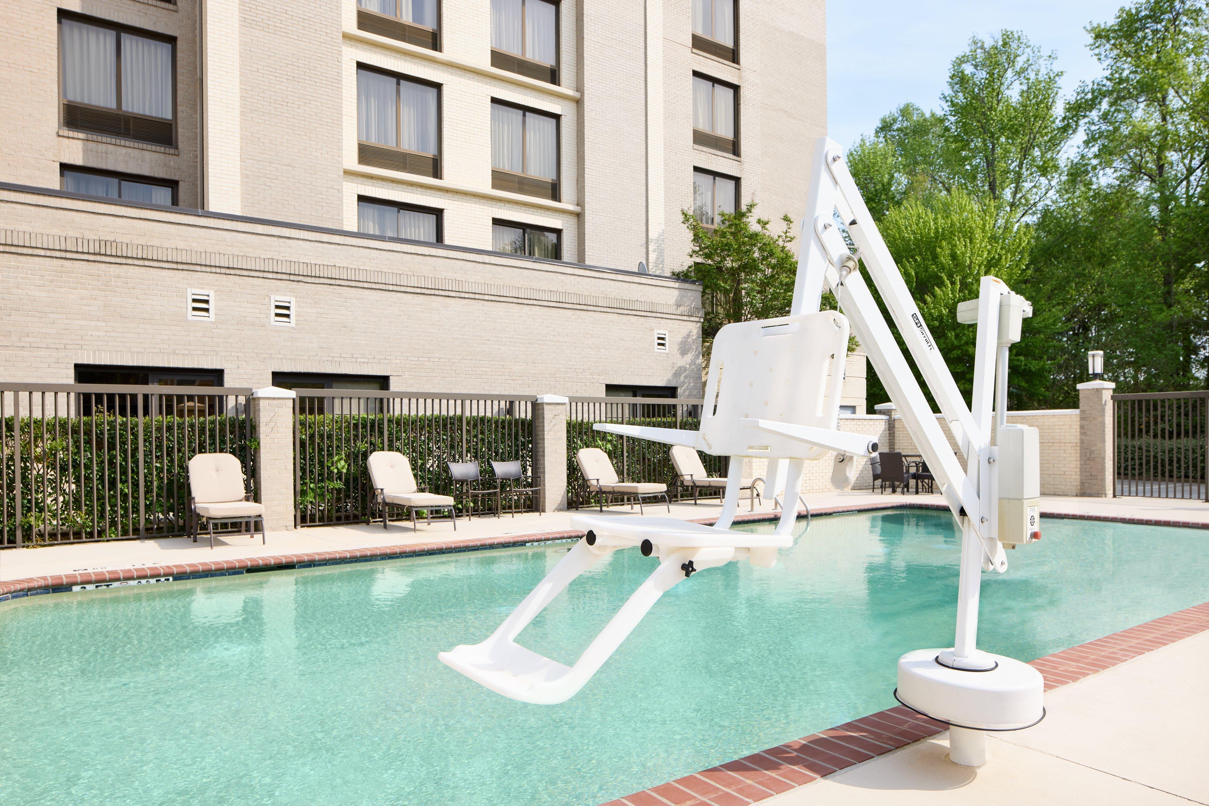 Holiday Inn Express & Suites Alpharetta By Ihg Esterno foto