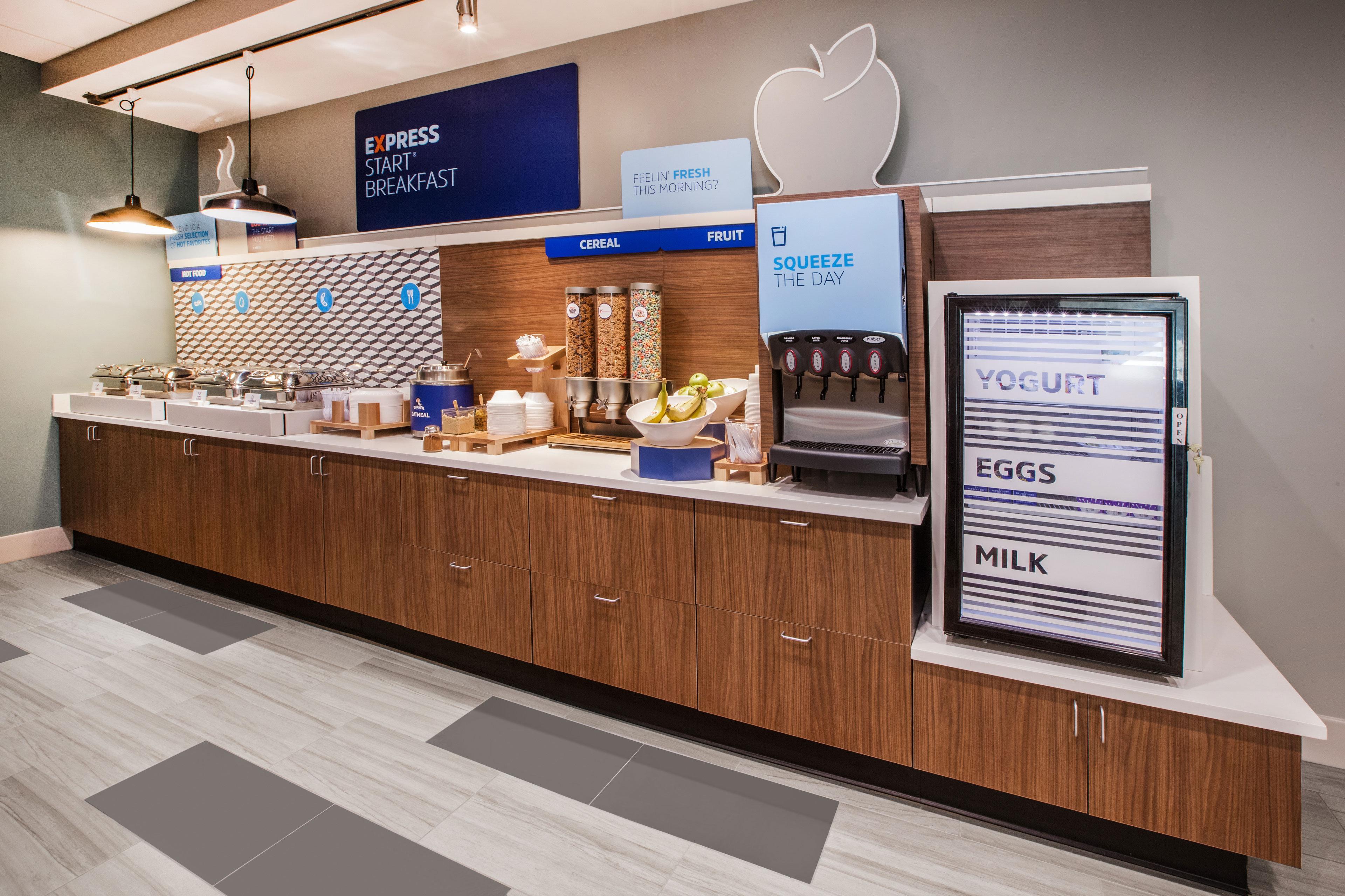 Holiday Inn Express & Suites Alpharetta By Ihg Esterno foto