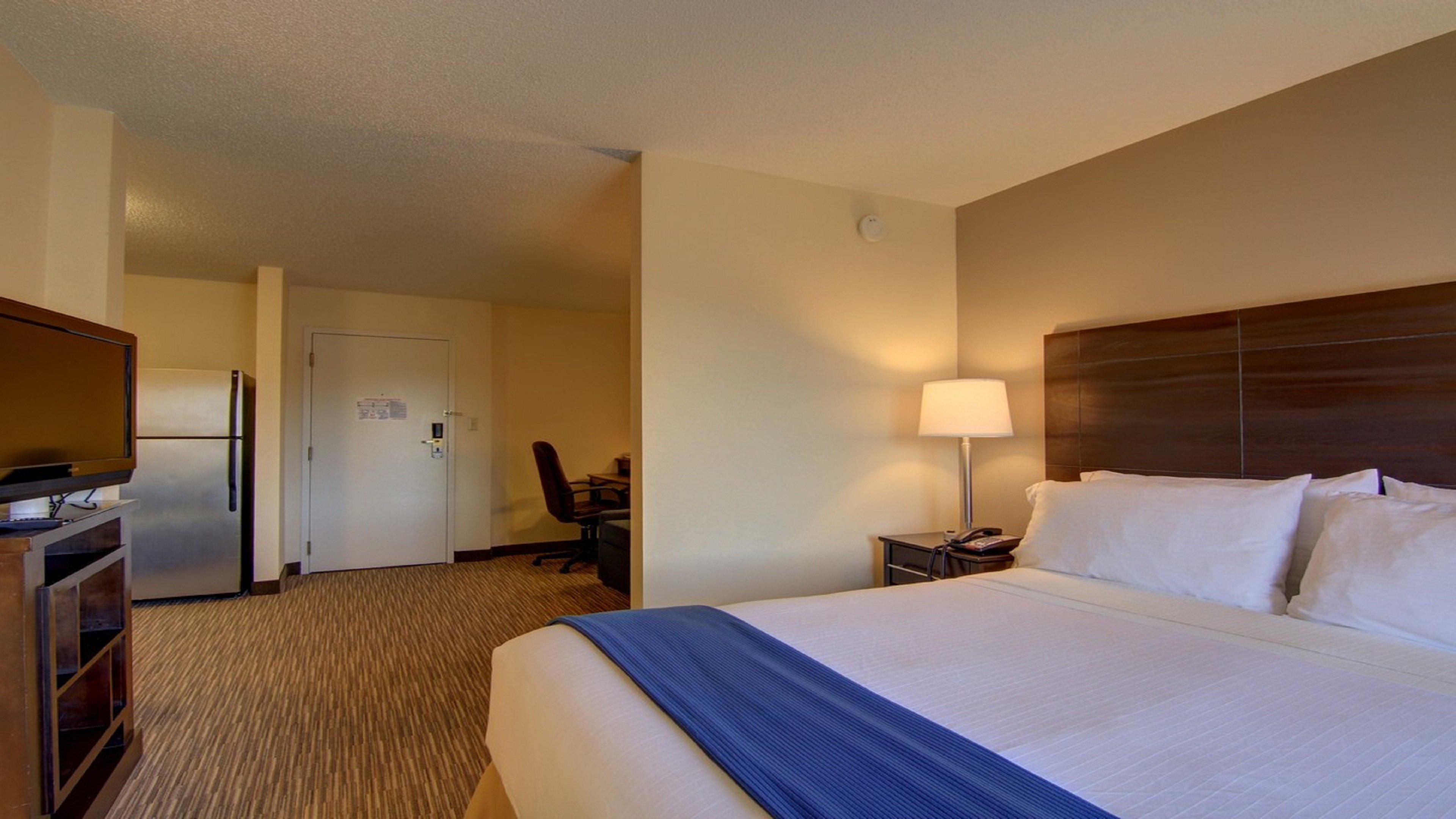 Holiday Inn Express & Suites Alpharetta By Ihg Esterno foto