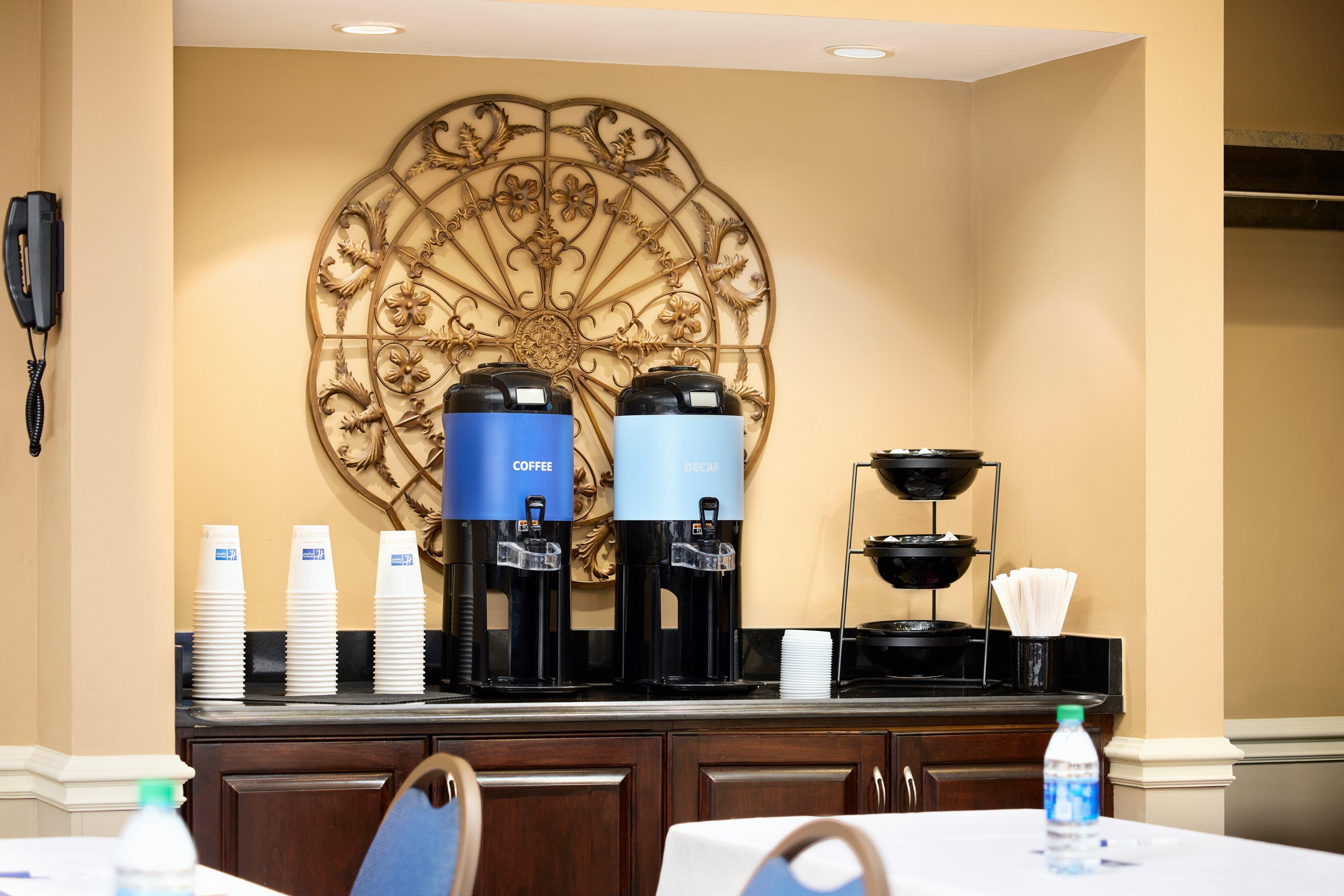 Holiday Inn Express & Suites Alpharetta By Ihg Esterno foto